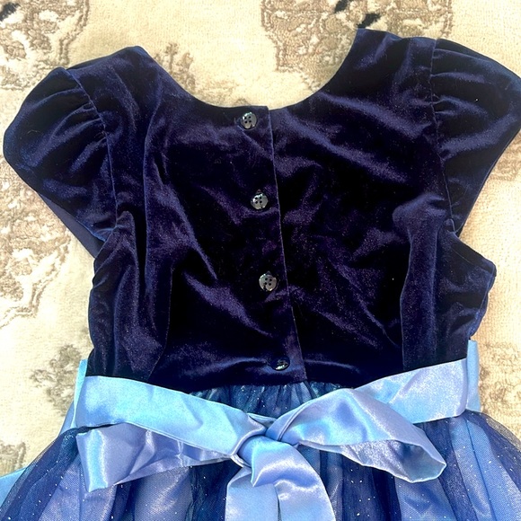 Sz 7 : Jona Michelle Dress - Picture 8 of 8